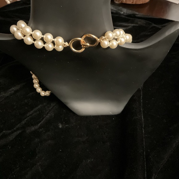 Ciner Vintage Double Faux Strands Pearl Necklace. - Picture 4 of 5